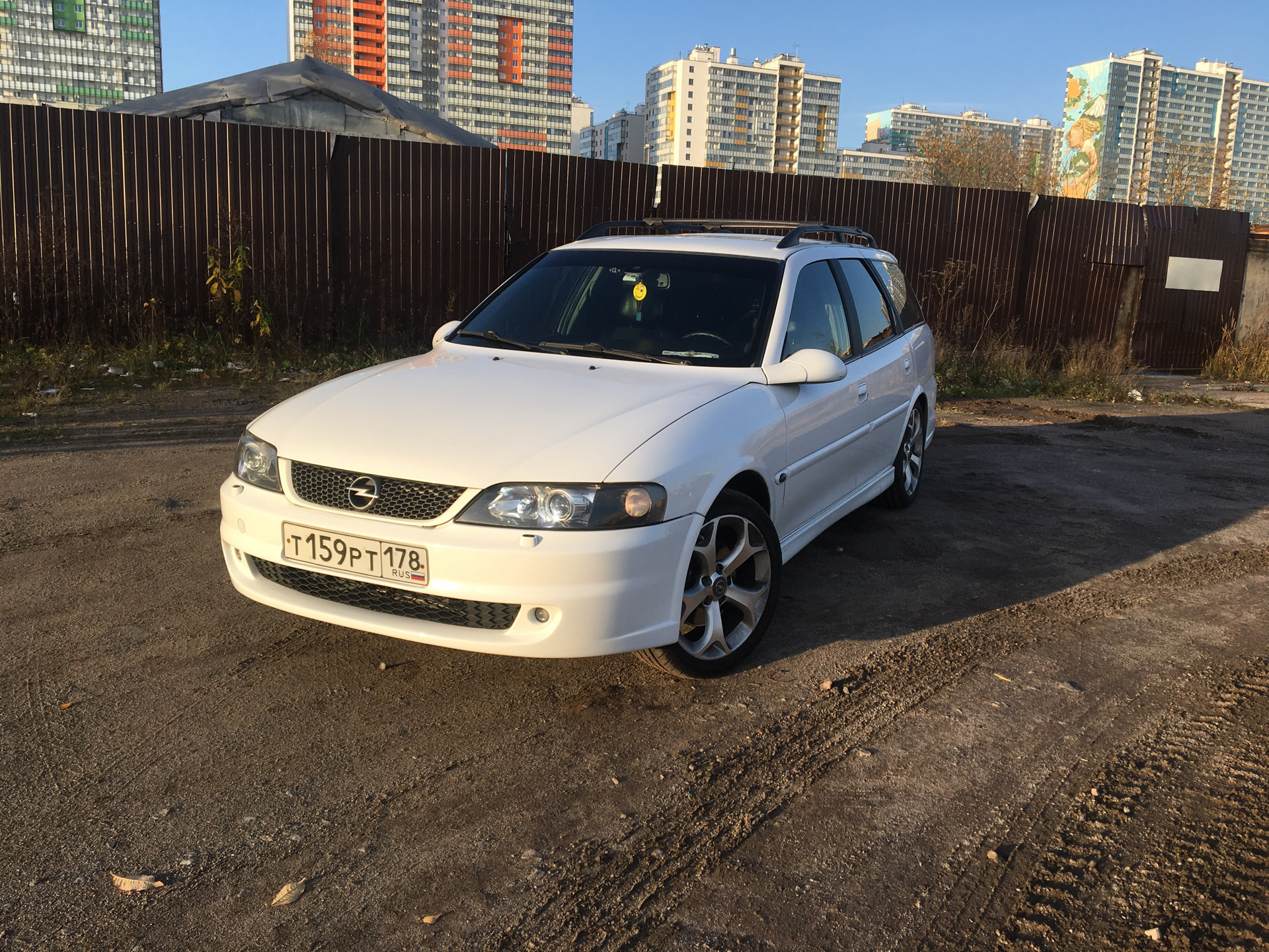 Opel vectra b 2001. Опель Вектра сарая.