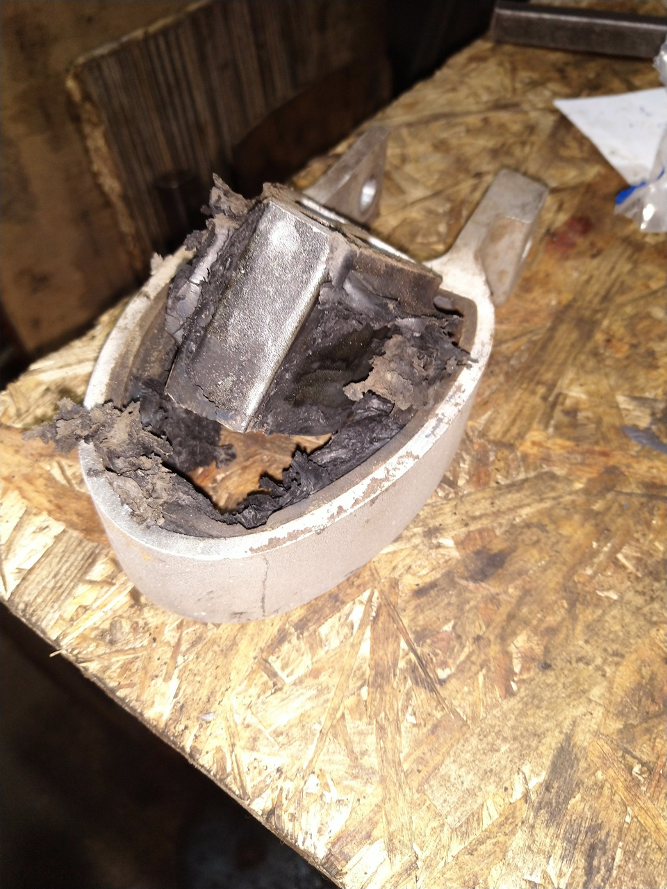 Удар при сбросе газа на 1-2 передаче — Ford Galaxy (Mk III), 1,8 л ...