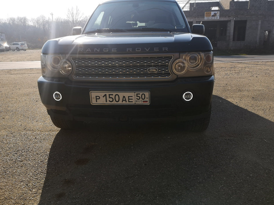 Противотуманная фара range rover