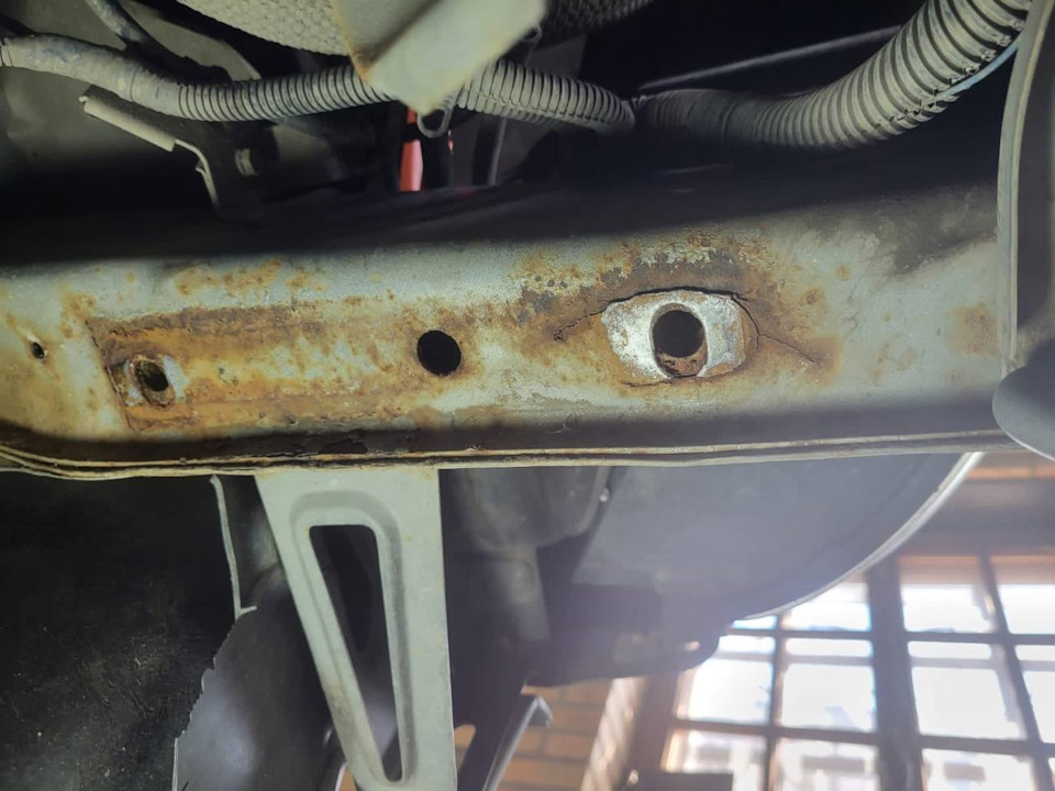 №25 Болезнь приор и 10-го семейства. Варим лонжероны! — Lada Приора ...