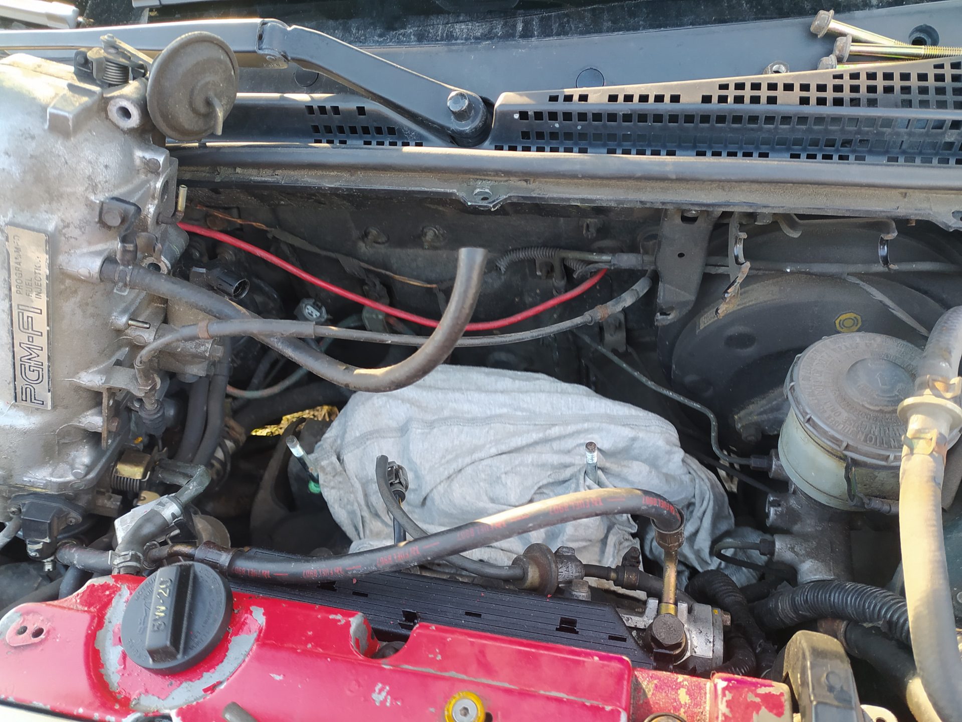 под капотом в печку. Nexia n150 под капотом. печка под капотом. под капотом в печку. приора под капотом фото печки.