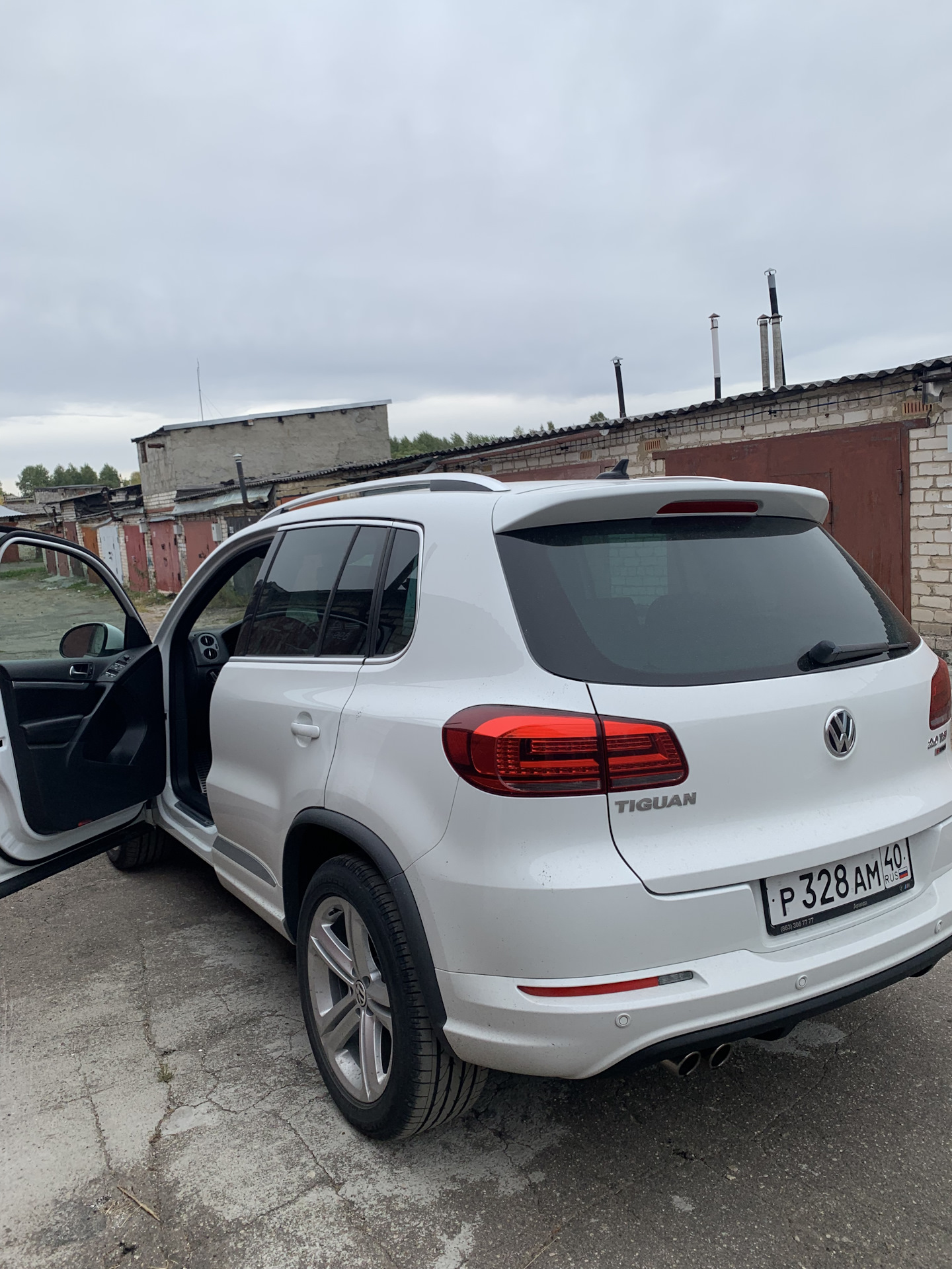 Как установить гос номер vw tiguan. Обслуживание volkswagen tiguan. Обслуживание volkswagen tiguan. Tiguan 1. Тигуан 2 чип тюнинг 2.