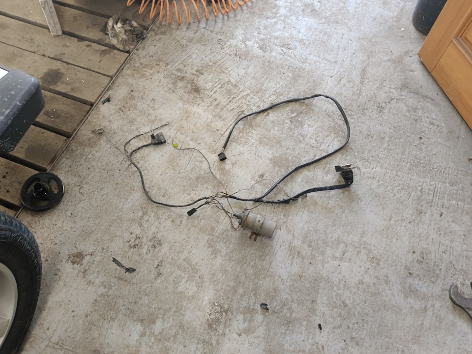 Установка инжектора от ВАЗ 2107 — Lada 4x4 3D, 1,7 л, 1999 года | визит ...