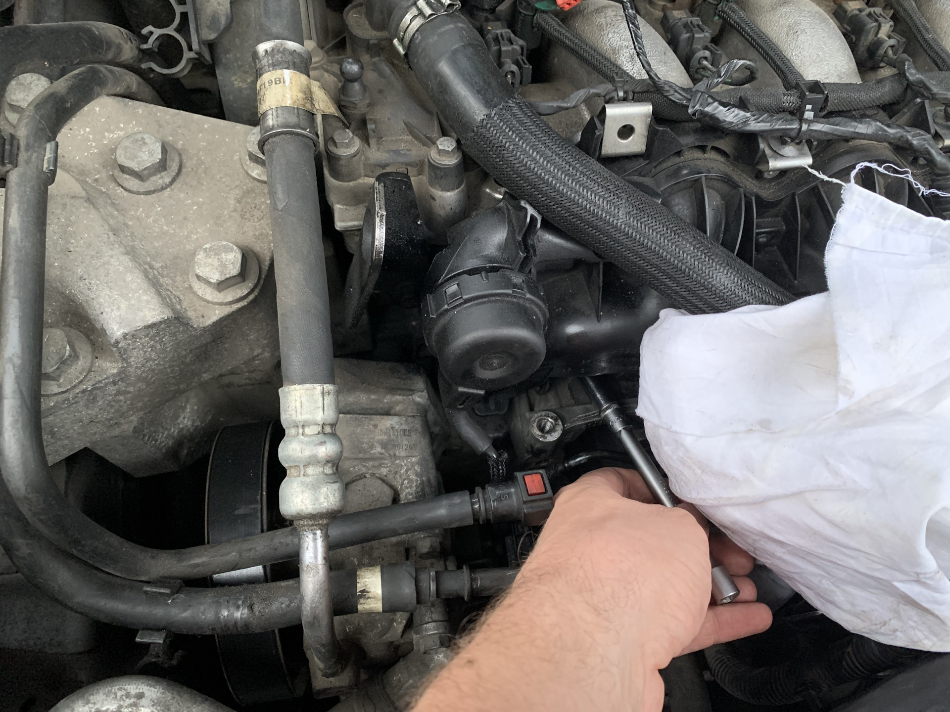 Freelander 2 замена свечей