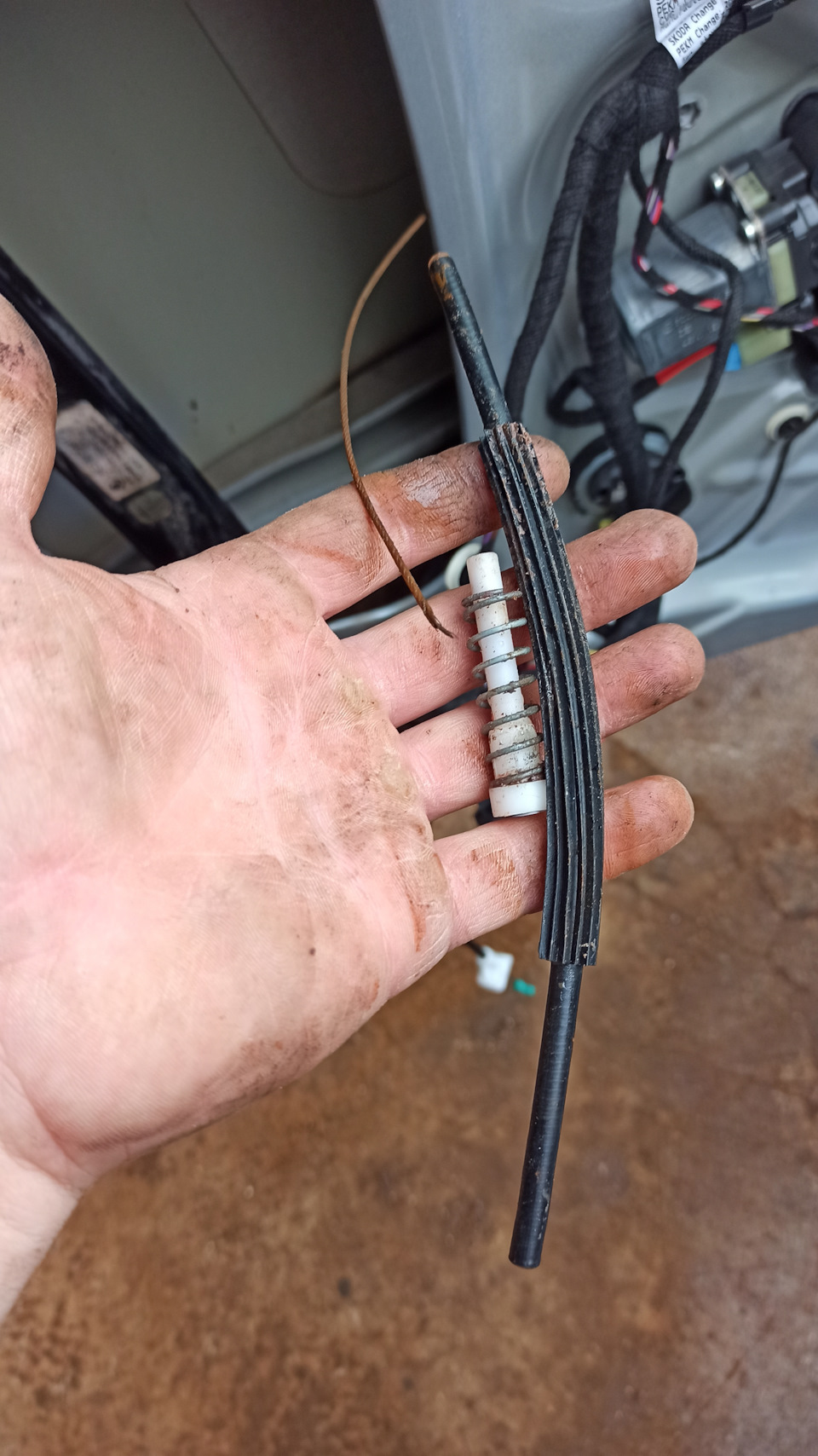 Замена механизма стеклоподъëмника в сборе шкода А7 — Skoda Octavia A7 ...