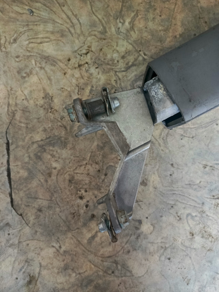 Подлокотник Гольф 4 на Volkswagen Golf Mk4, Volkswagen Jetta IV, Skoda ...