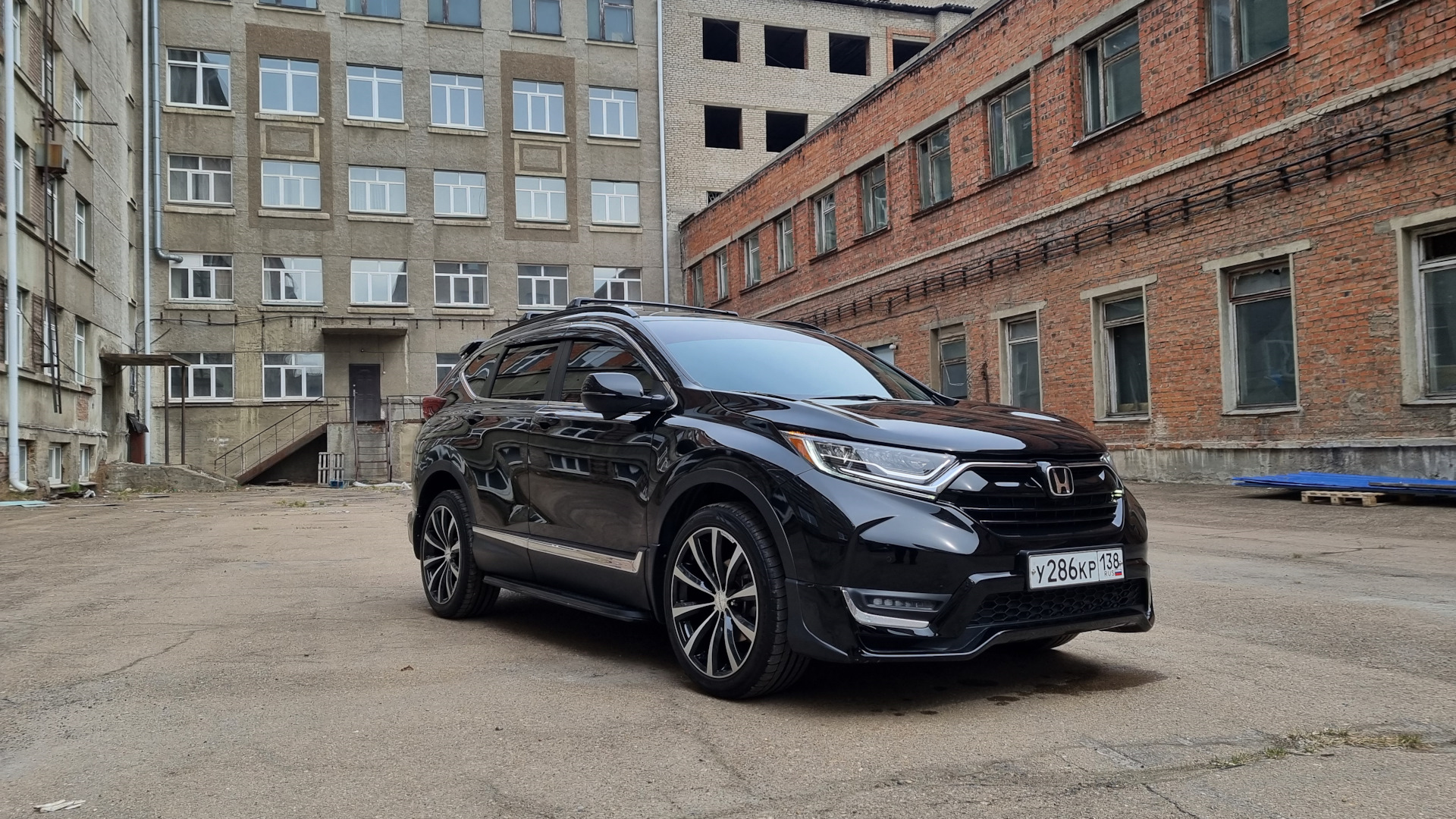 Honda CR-V (5G) 1.5 бензиновый 2017 | 1,5T Black Edition на DRIVE2