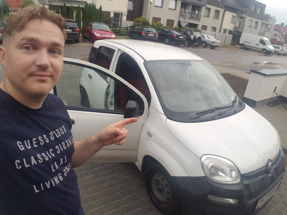 Photo from the logbook Volkswagen Caddy (3G)