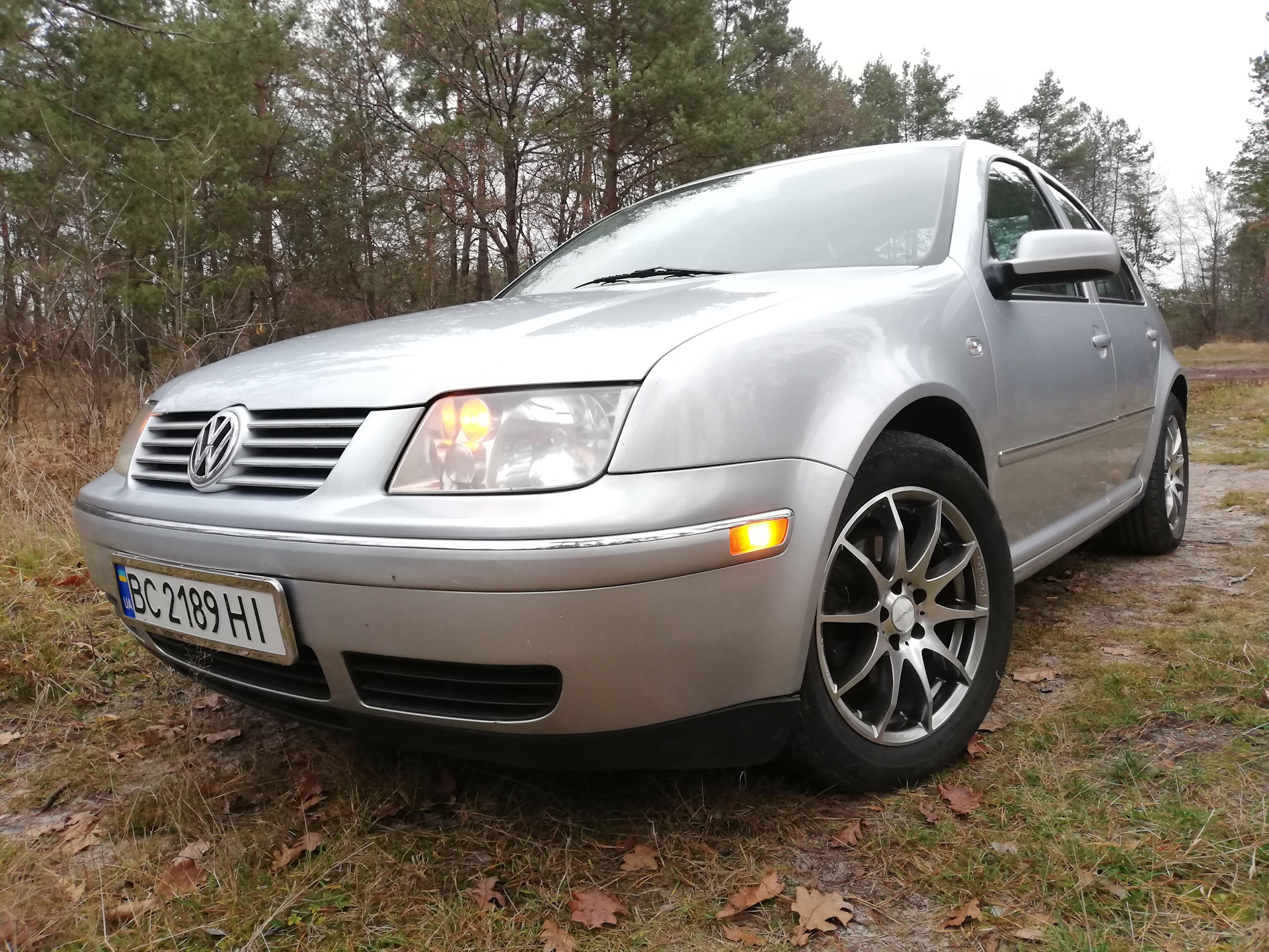 Диски tomason tn1 r16 — Volkswagen Jetta IV, 1,8 л, 2004 года ...