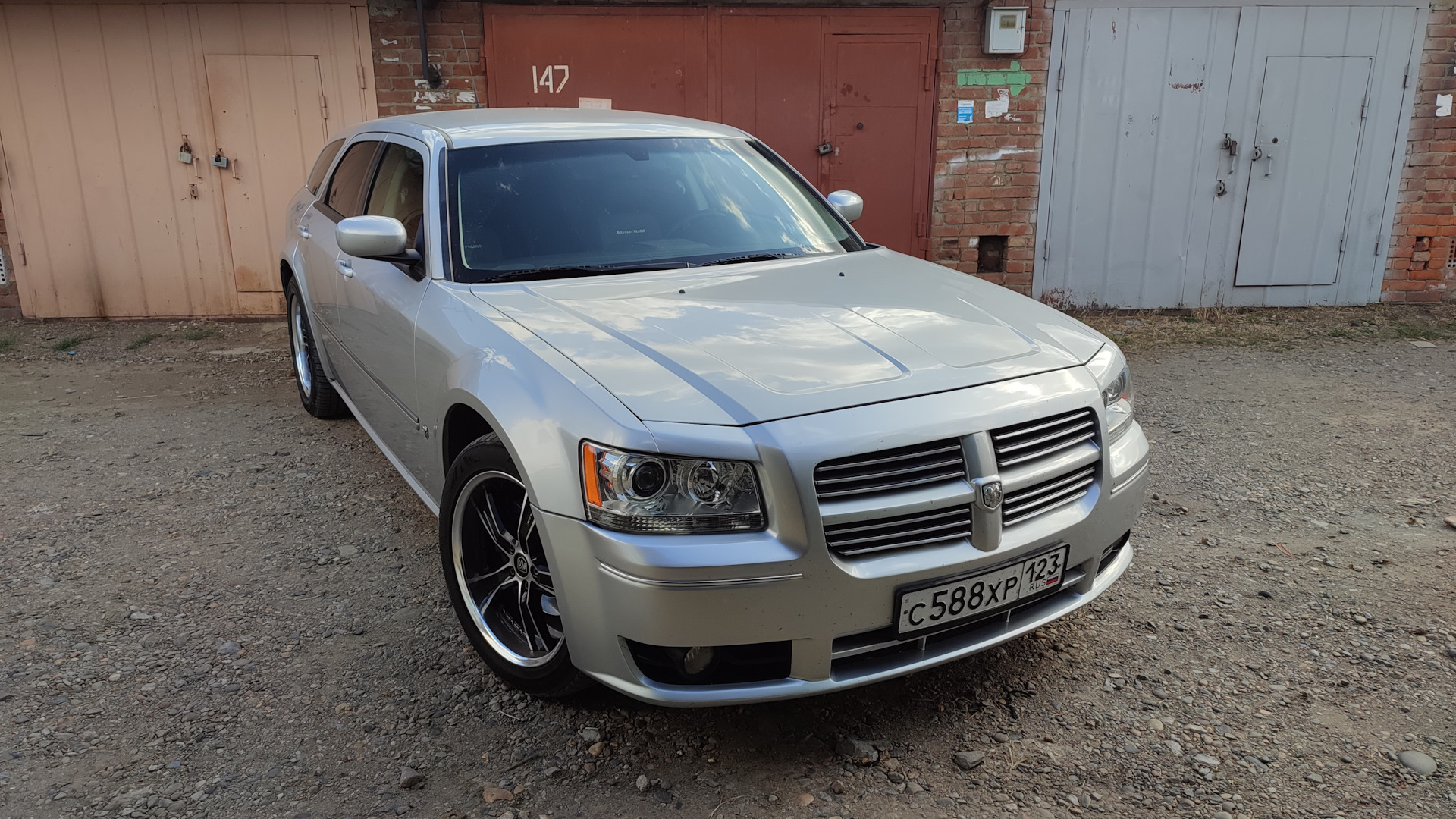 Dodge Magnum 3.5 бензиновый 2008 | Слоник на DRIVE2