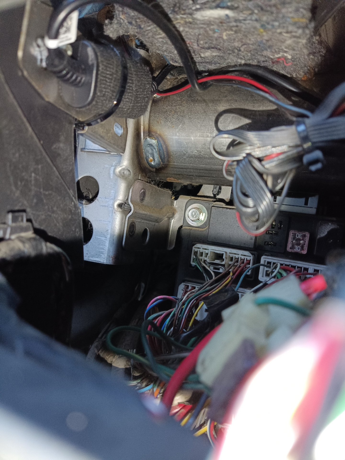 #14 Установка видеорегистратора в разъем С-310 — Mitsubishi Lancer X, 1 ...