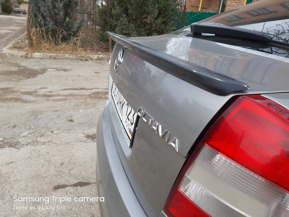 Спойлер на крышку багажника — Skoda Octavia A5 Mk2, 1,6 л, 2011 года ...