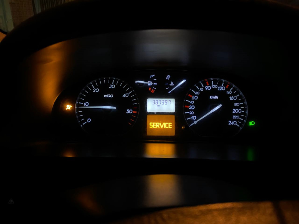 Service + Airbag — Renault Laguna II, 2,2 л, 2002 года | электроника ...