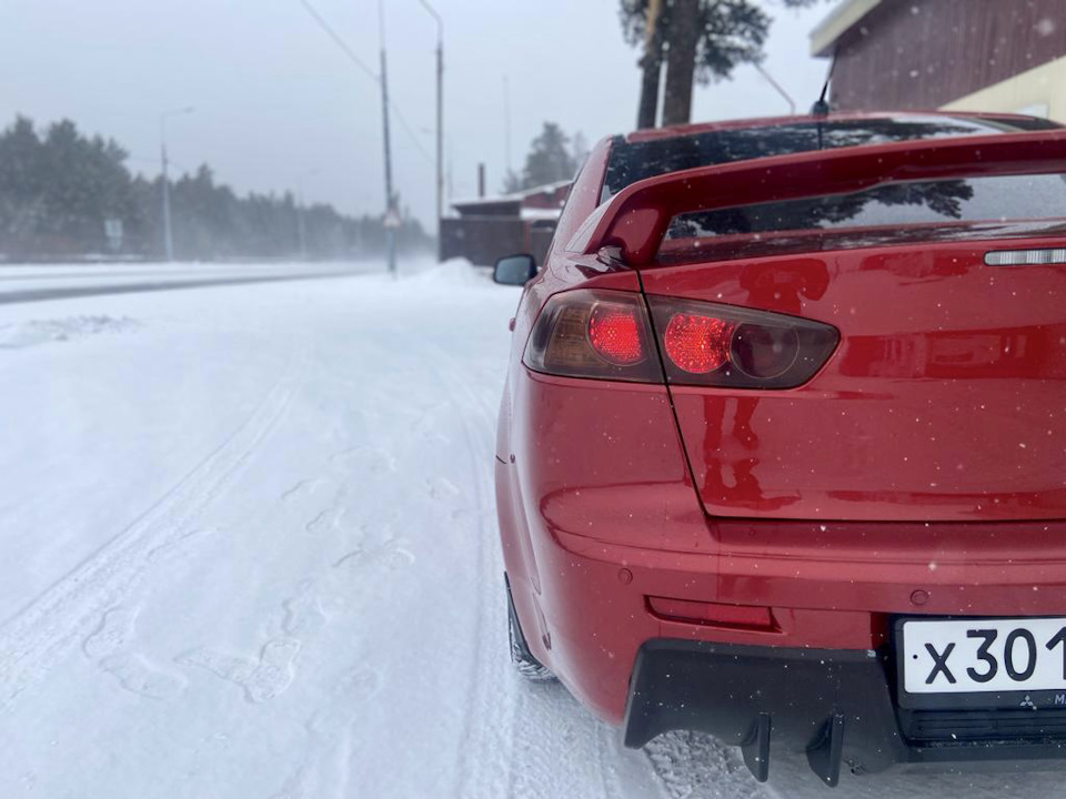 Наледь на лобовом — Mitsubishi Lancer X, 1,5 л, 2007 года | наблюдение ...