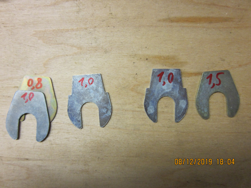 А нужно всего-то несколько штук — Lada Vesta SW (1G)