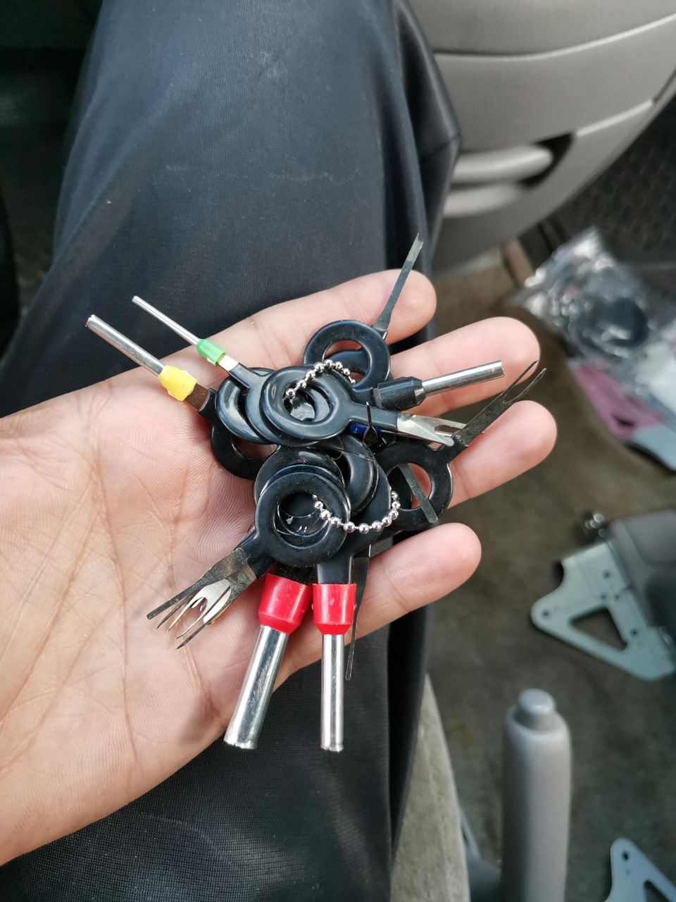 yoAAAgBwF A 960 Мазда мпв сабвуфер как подключить