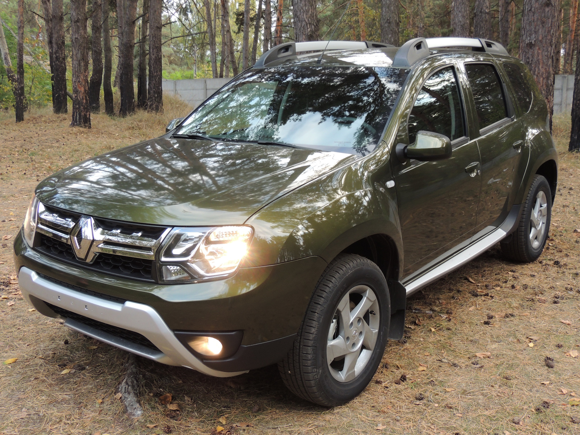 Дастер на механике. Renault Duster 2008. Renault Duster 14. Рено Дастер 2008 года. Рено Дастер 14 года.