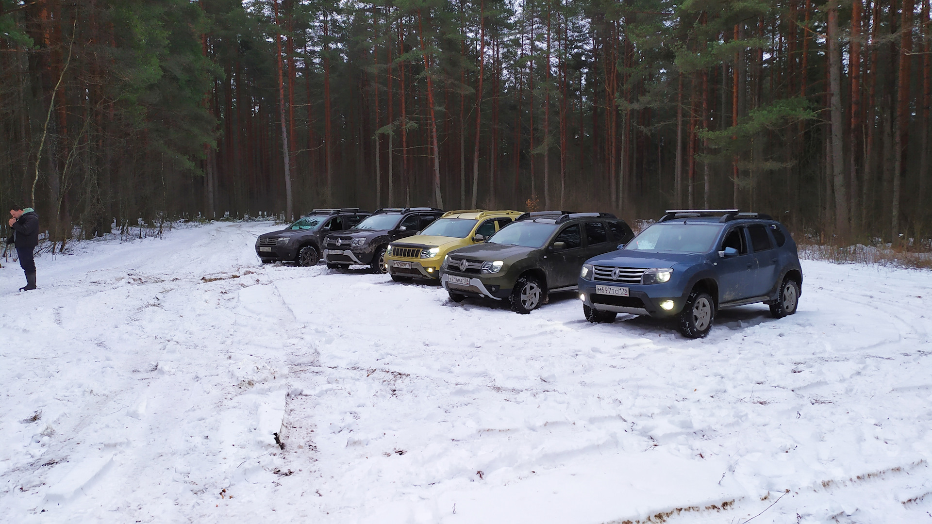 Грязь против. Лед на Дастер. ВМАЗАЛСЯ на Дастере в лесу. , Renault Duster против BMW x4, зимой. Тукай и акчуриныдастер против Кодиак по снегу.