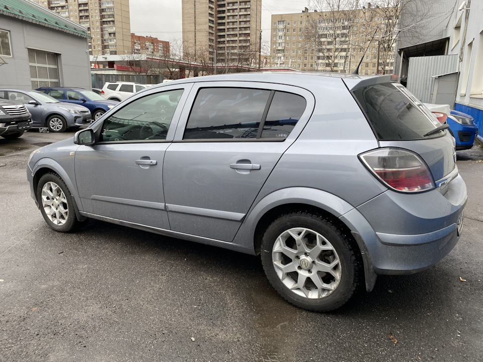 В какой цвет красить диски? — Opel Astra H, 1,8 л, 2007 года | колёсные ...