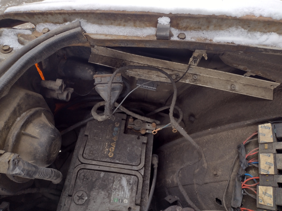 Поломки( Решил не заводится. — Москвич 2141, 2 л, 1993 года | поломка ...