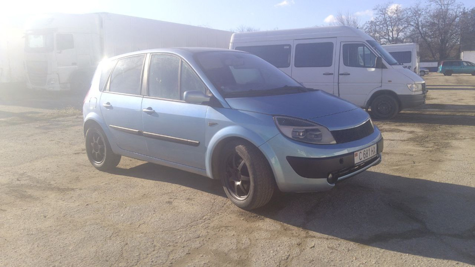 Renault Scenic строптивая реношка