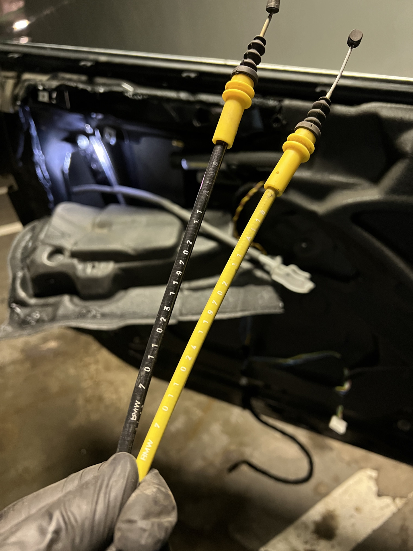 Оборвался трос ручки двери + сломалась личинка замка — BMW 3 series ...