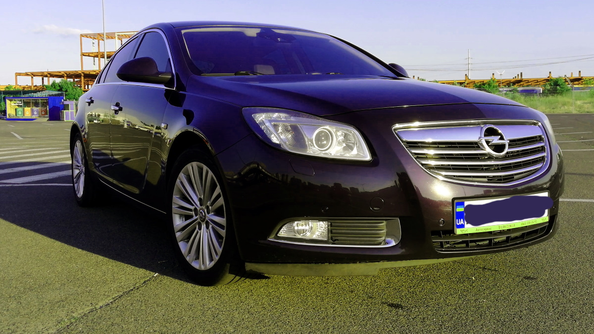 Opel Insignia Hatchback 2.0 бензиновый 2012 | 2.0Т Бегемот с турбиной на  DRIVE2