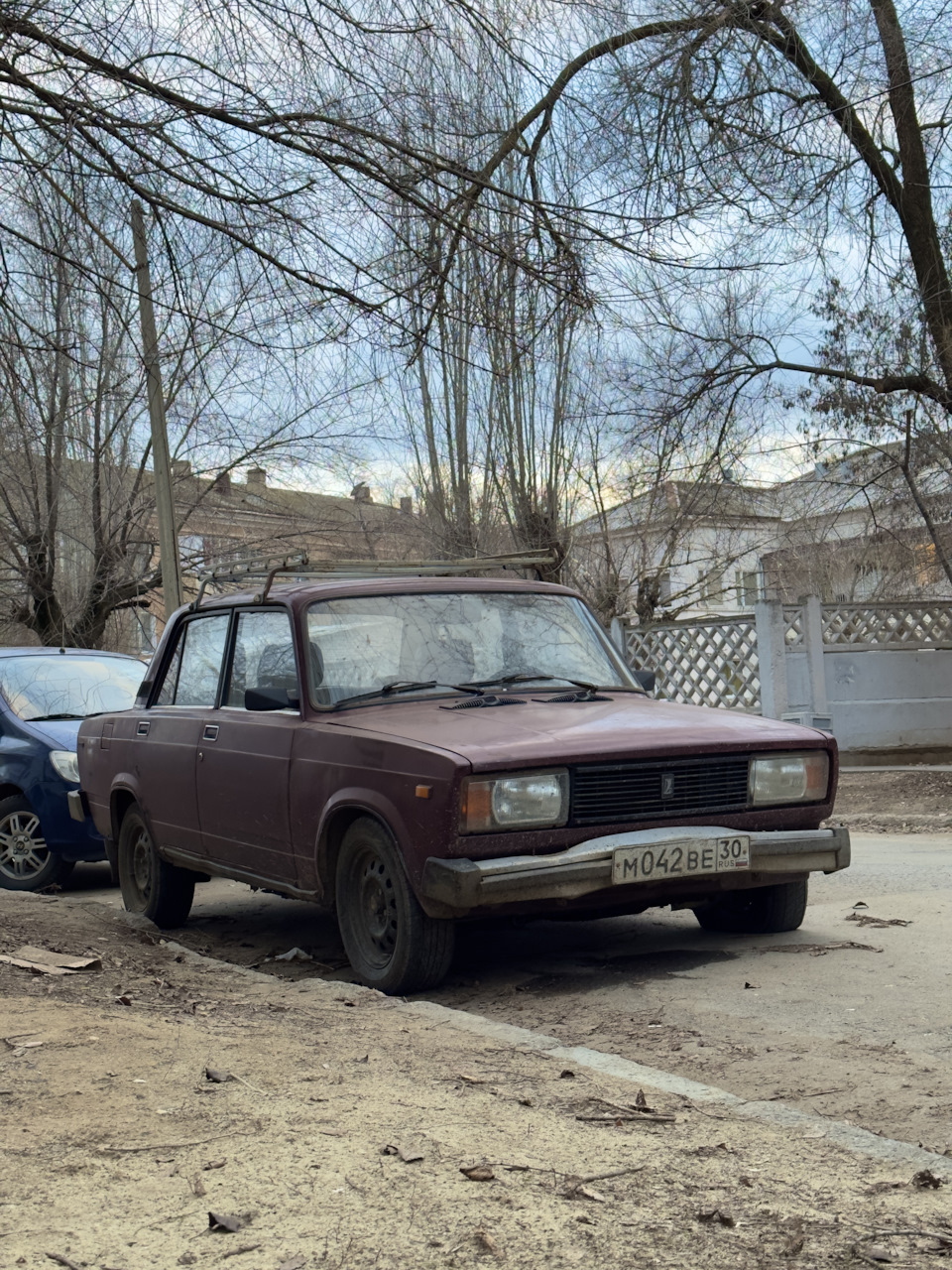 не смогла выбрать жигу, купила сразу 2 — Lada 21011, 1,2 л, 1979 года |  покупка машины | DRIVE2