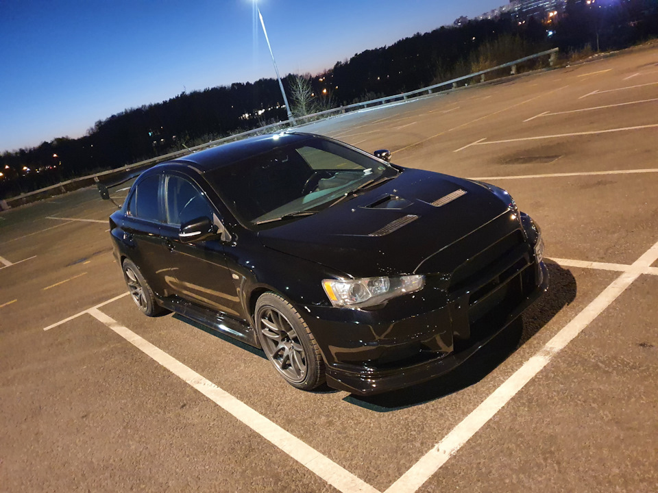 Mitsubishi Lancer Evolution 10 зима