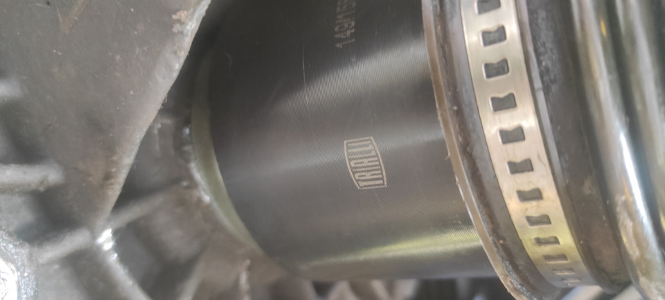 На месте — Lada 21124