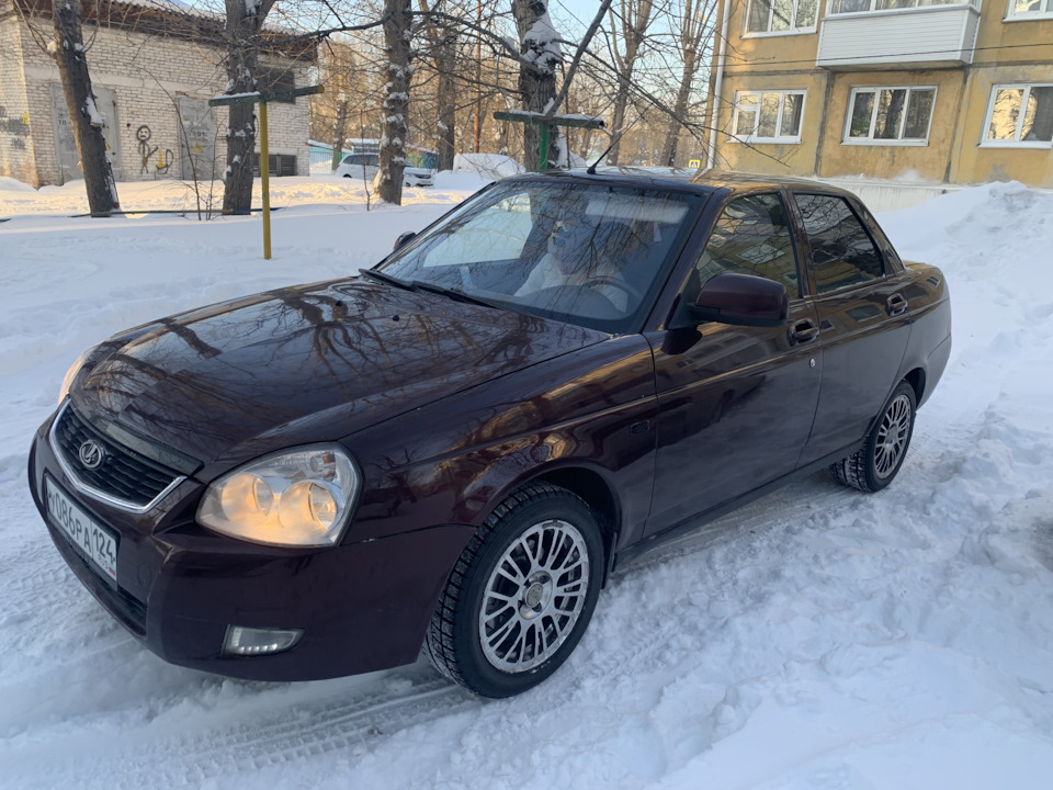 lada priora 1