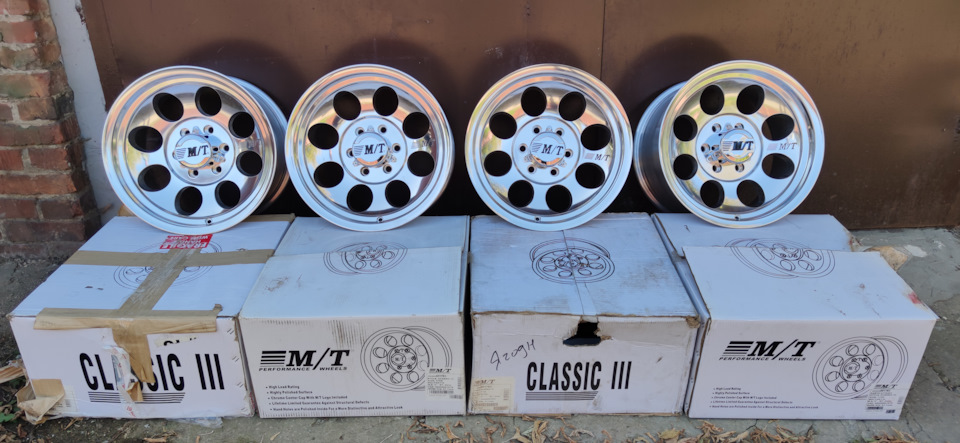 Диски томпсон. Диски Mickey Thompson. Диски Микки Томпсон. Диски Thomson. Mickey Thompson Classic 3.