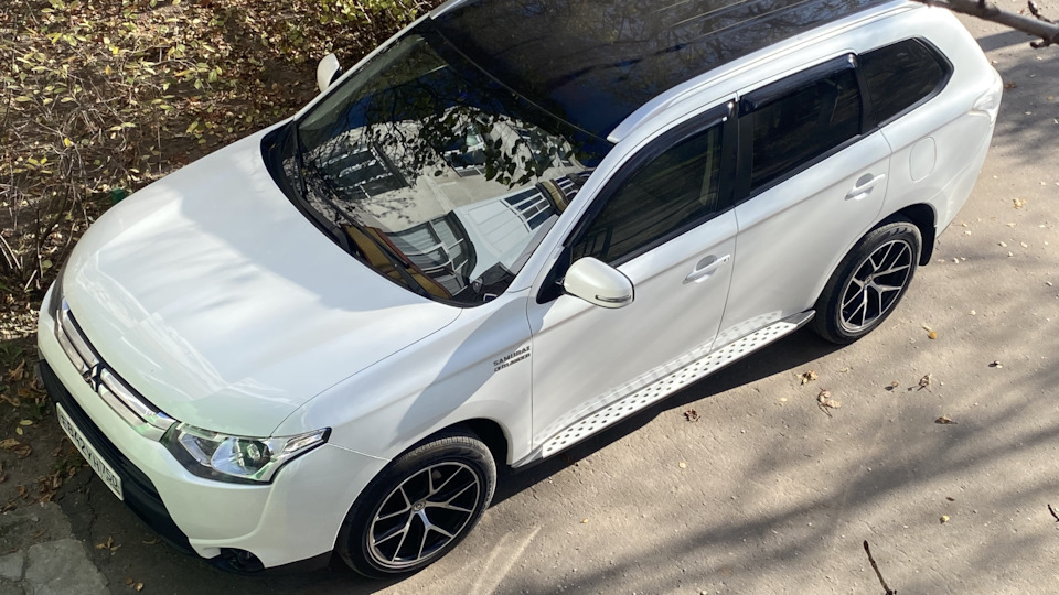 Mitsubishi Outlander Белый Samurai