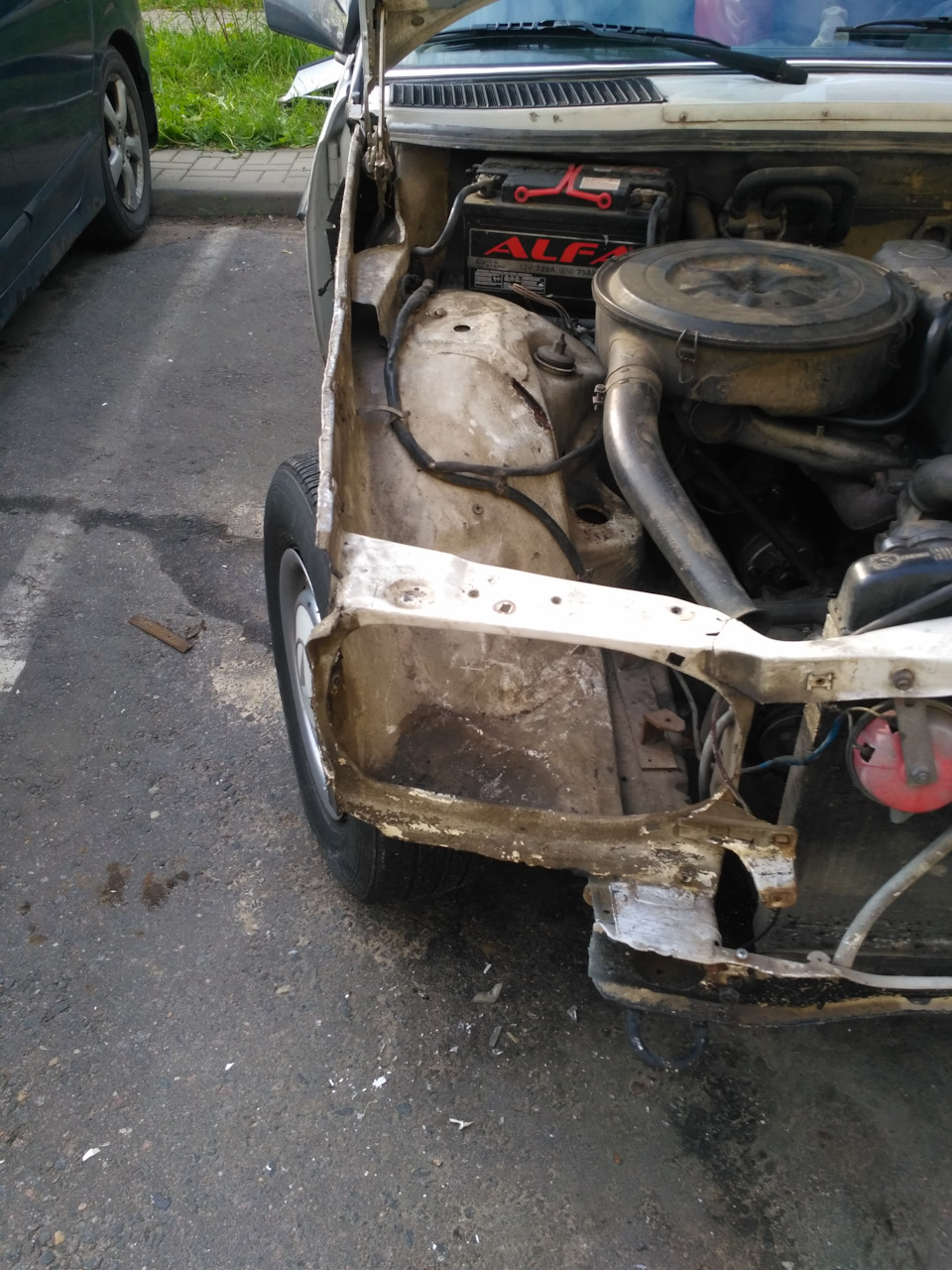 Ищу кузовной ремонт, необходимо вытянуть кузов. — Mercedes-Benz W123, 2 ...