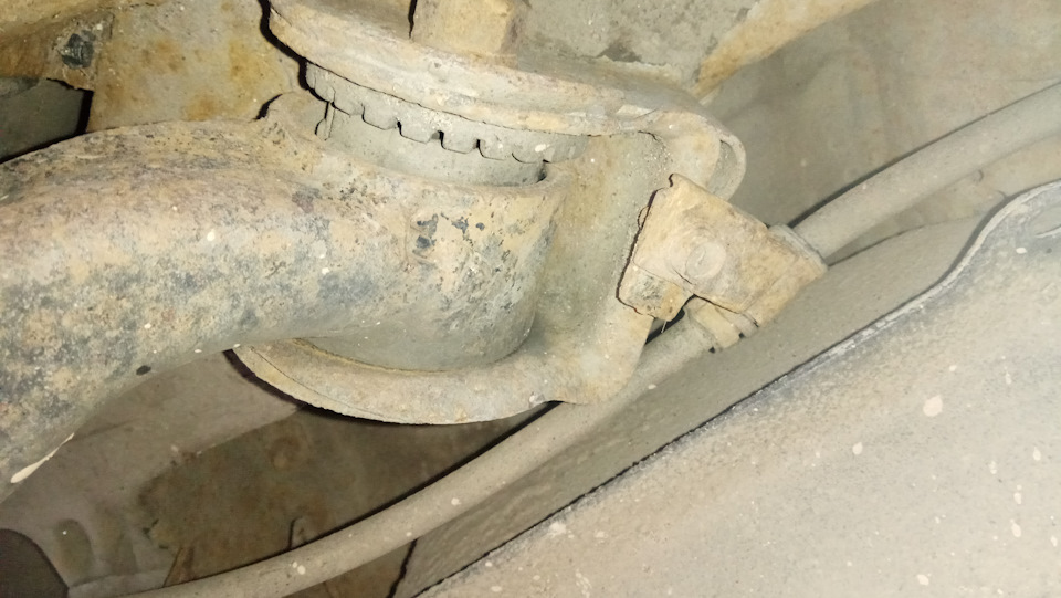 Замена сайлентблока заднего продольного рычага — DRIVE2