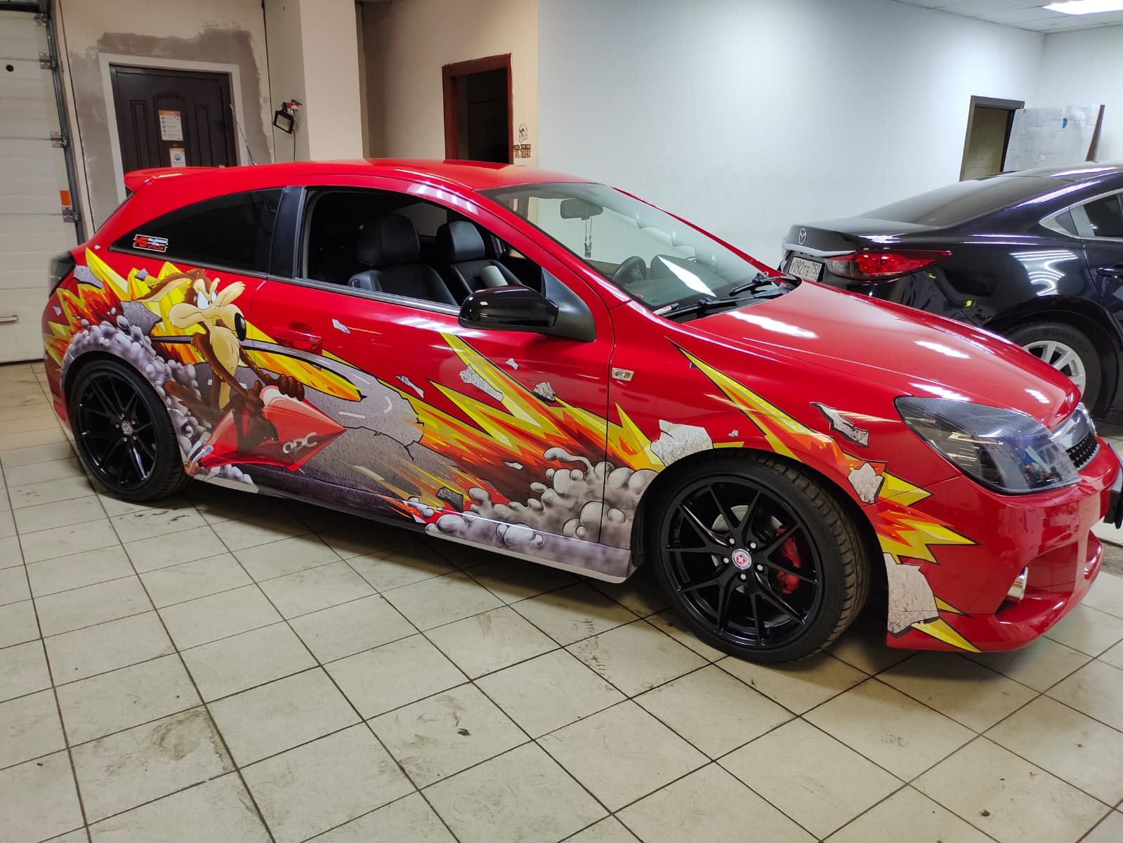 Преображение. Винил от OTAKU ITASHA. — Opel Astra H GTC, 1,8 л, 2008 года |  стайлинг | DRIVE2