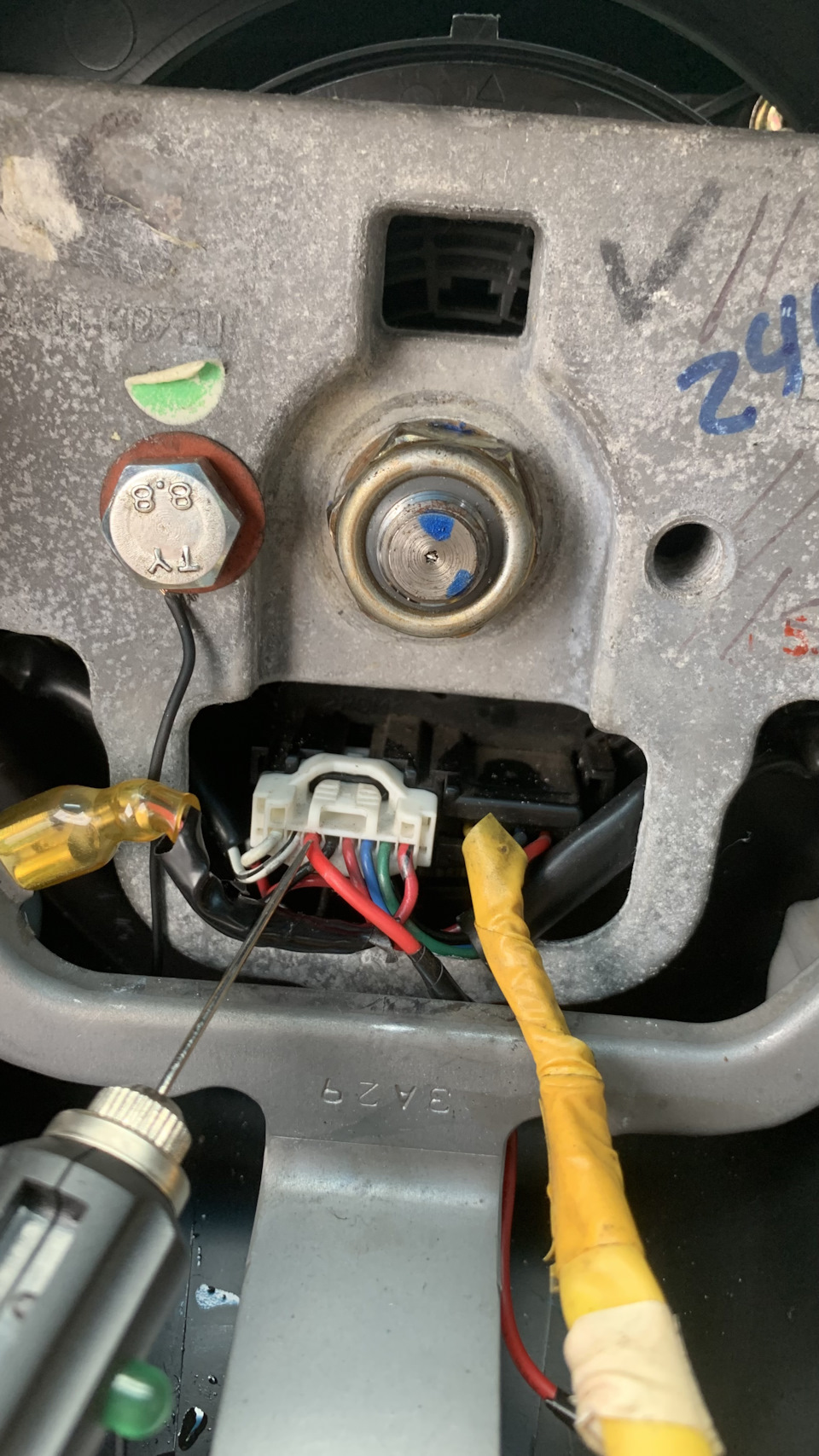 Подключение подогрева руля + ништяк — Mazda 6 (1G) GG, 2 л, 2003 года ...