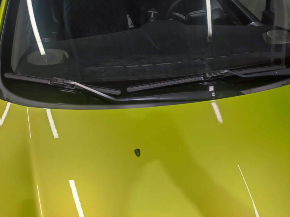 Чистка лобового стекла и новые дворники. — Chevrolet Spark (M300), 1 л ...