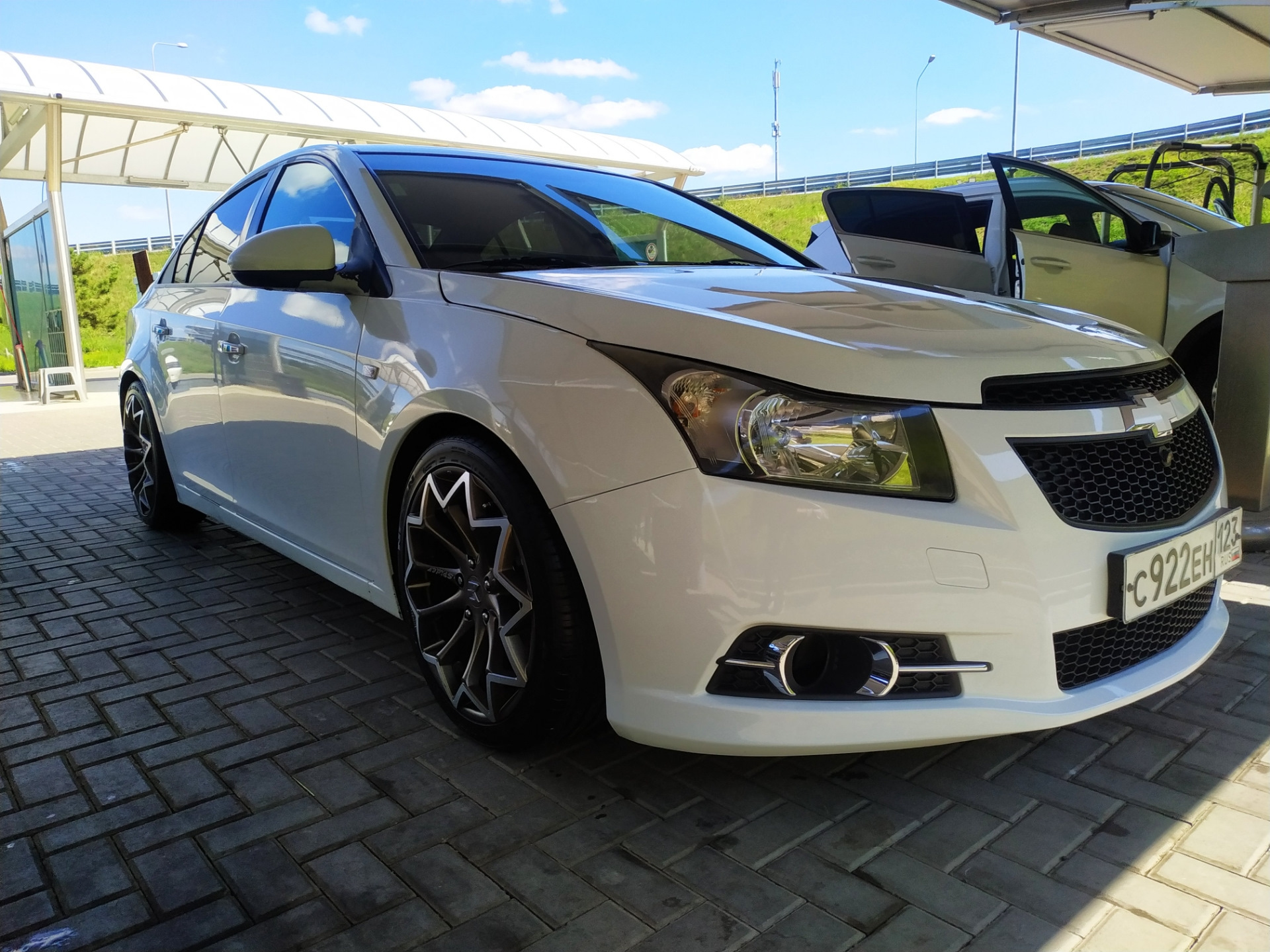 Chevrolet Cruze j400