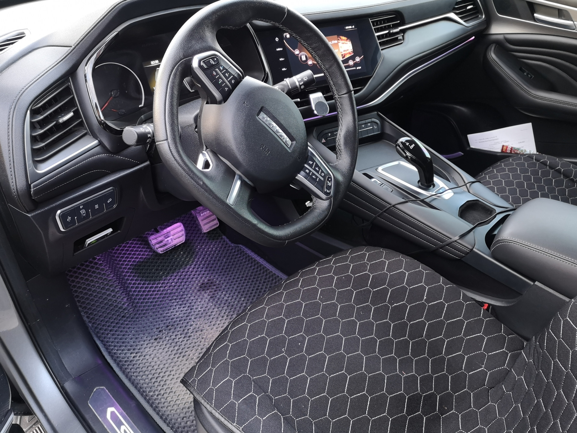 Haval f7x салон. Haval f7 подсветка. Haval f7 подсветка. Атмосферная подсветка салона хавал ф7. Контурная подсветка haval.