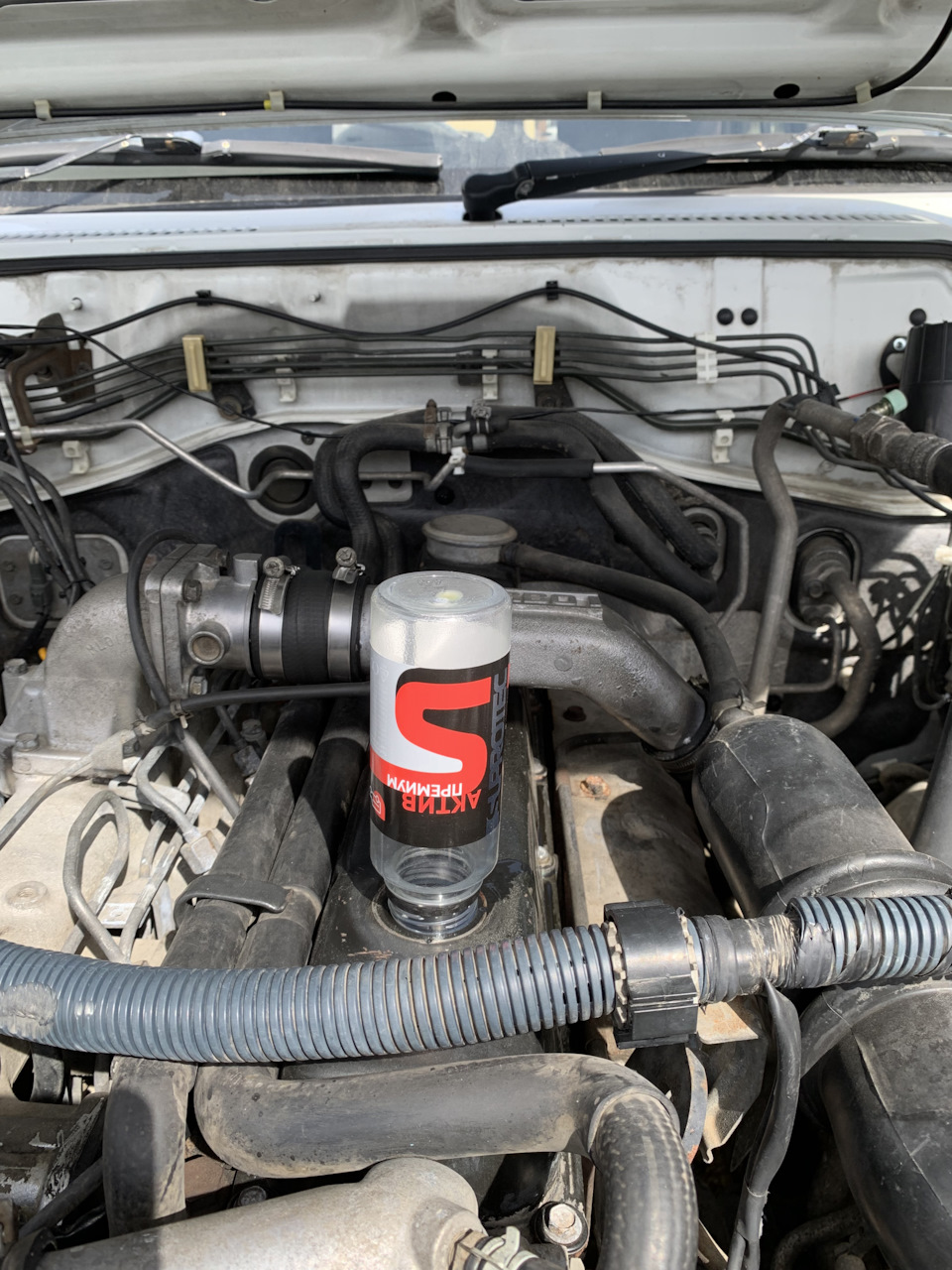 Залил присадку для ДВС Супротек «Актив Премиум» — Nissan Safari (Y61 ...