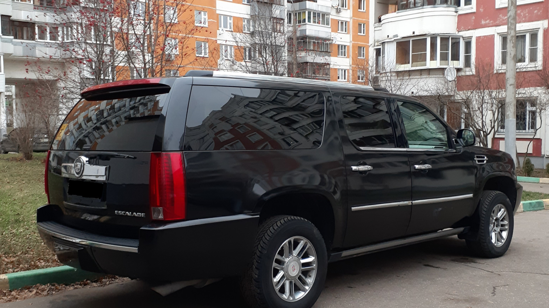 Cadillac Escalade ESV (2G) 6.2 бензиновый 2007 | Покоритель дорог на DRIVE2