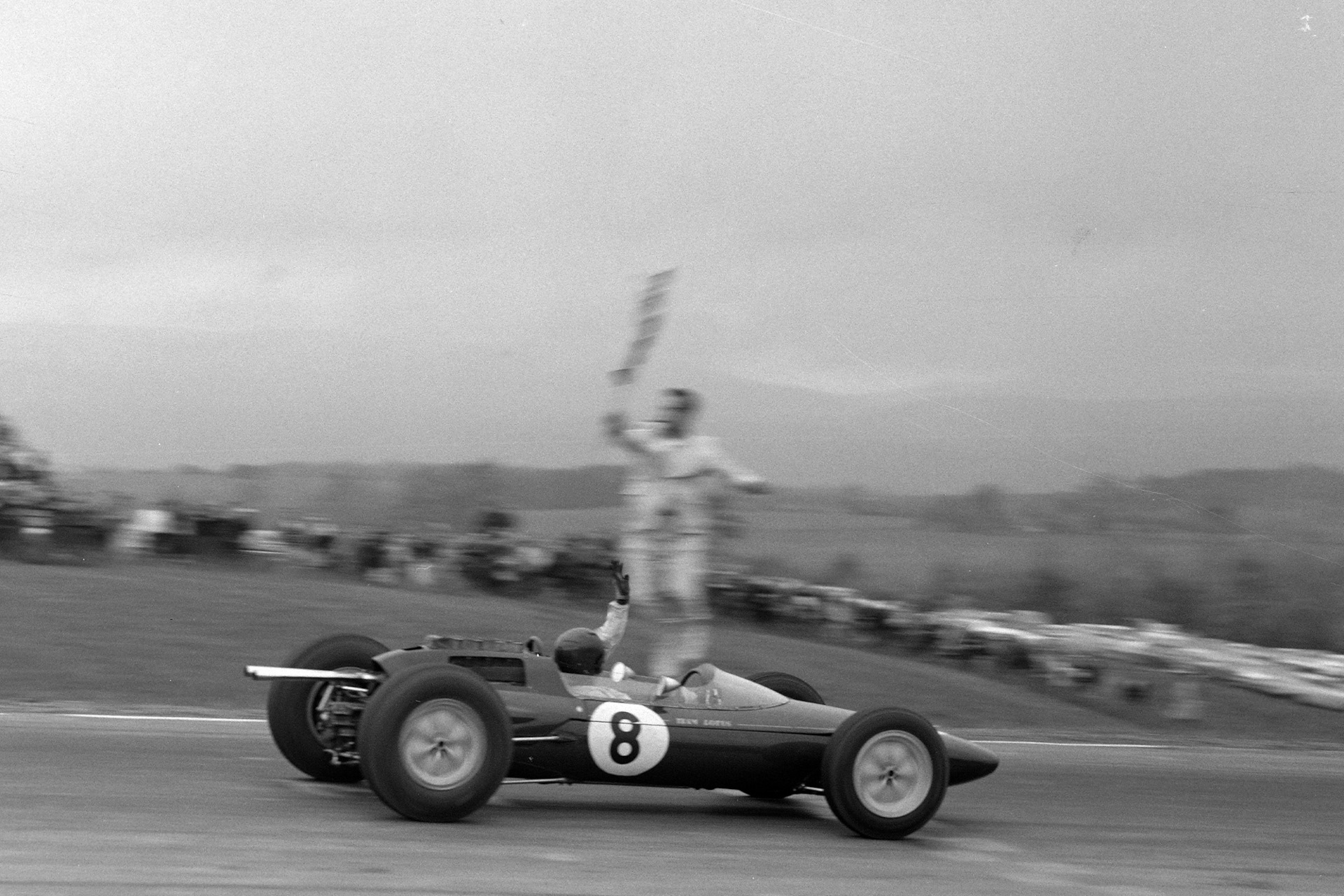 Легендарная гонка. Jim Clark United States Grand prix 1963. Lotus 25 Climax. Гоночный Лотус картина 1966 года Джима Кларка. 1963 Watkins Glen.