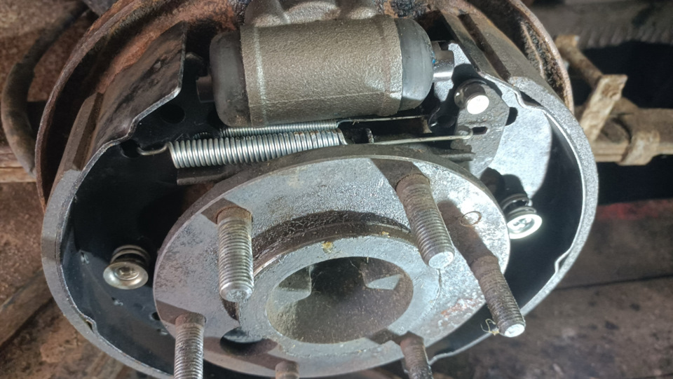 Задние тормоза Колдун — Opel Frontera A, 2,4 л, 1992 года | плановое ТО ...