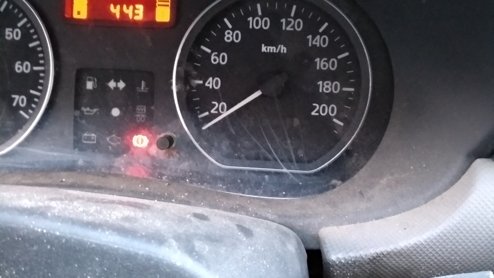 Renault Sandero 1G 1.4 бензиновый 2011 | на DRIVE2