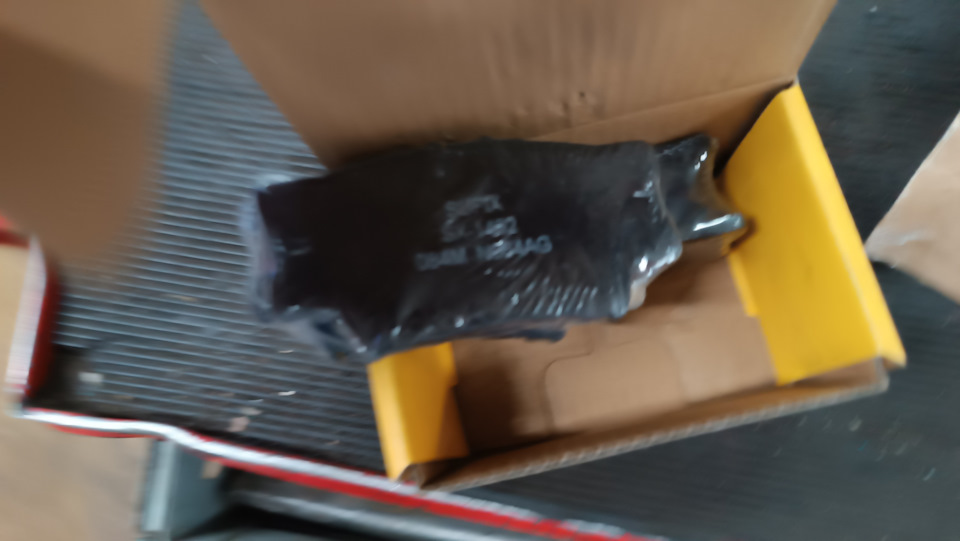 Фото в бортжурнале Toyota RAV4 (IV)