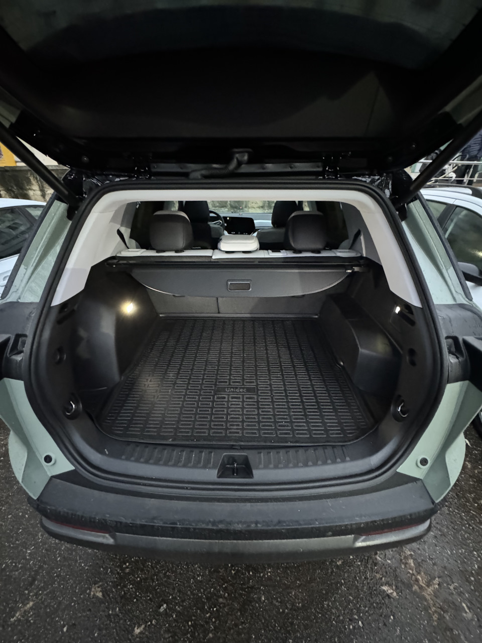 Шторка в багажник — Chevrolet Equinox (4G), 1,5 л, 2024 года | стайлинг ...