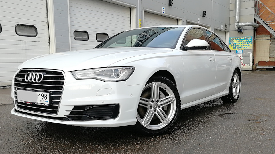 Audi A6 Белая молния