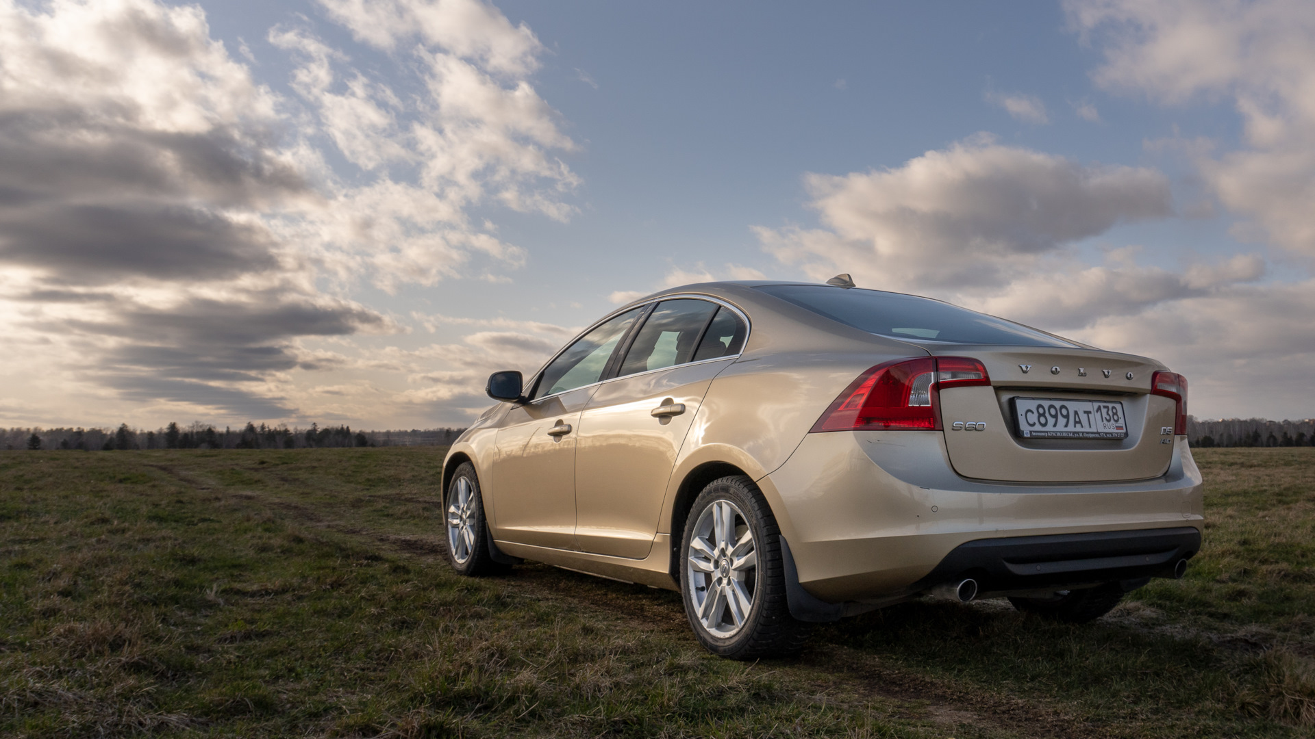 Купить Volvo S60 2010 Года