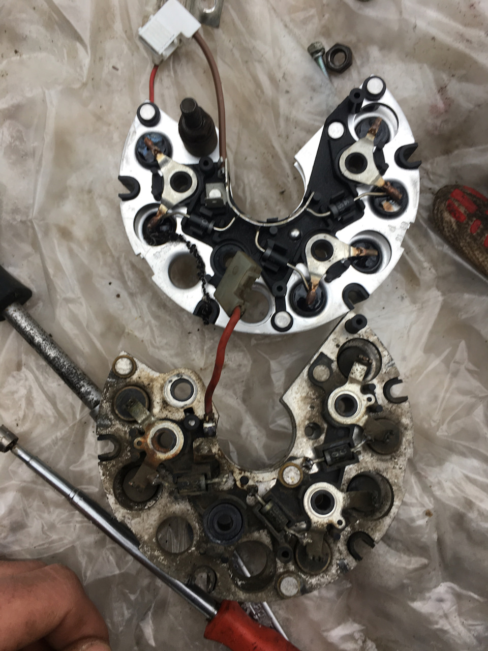 Решение проблем с зарядкой, пробитый диод, приклинивание суппорта ...